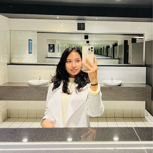 Meet your Posher, Krisha